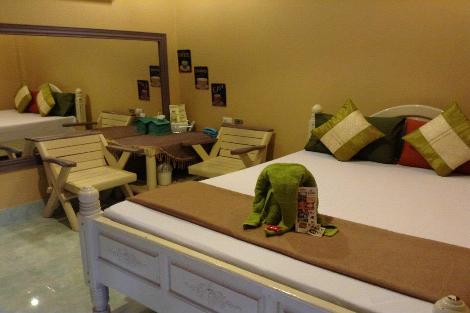 Chang Hotel Чиангмай Екстериор снимка