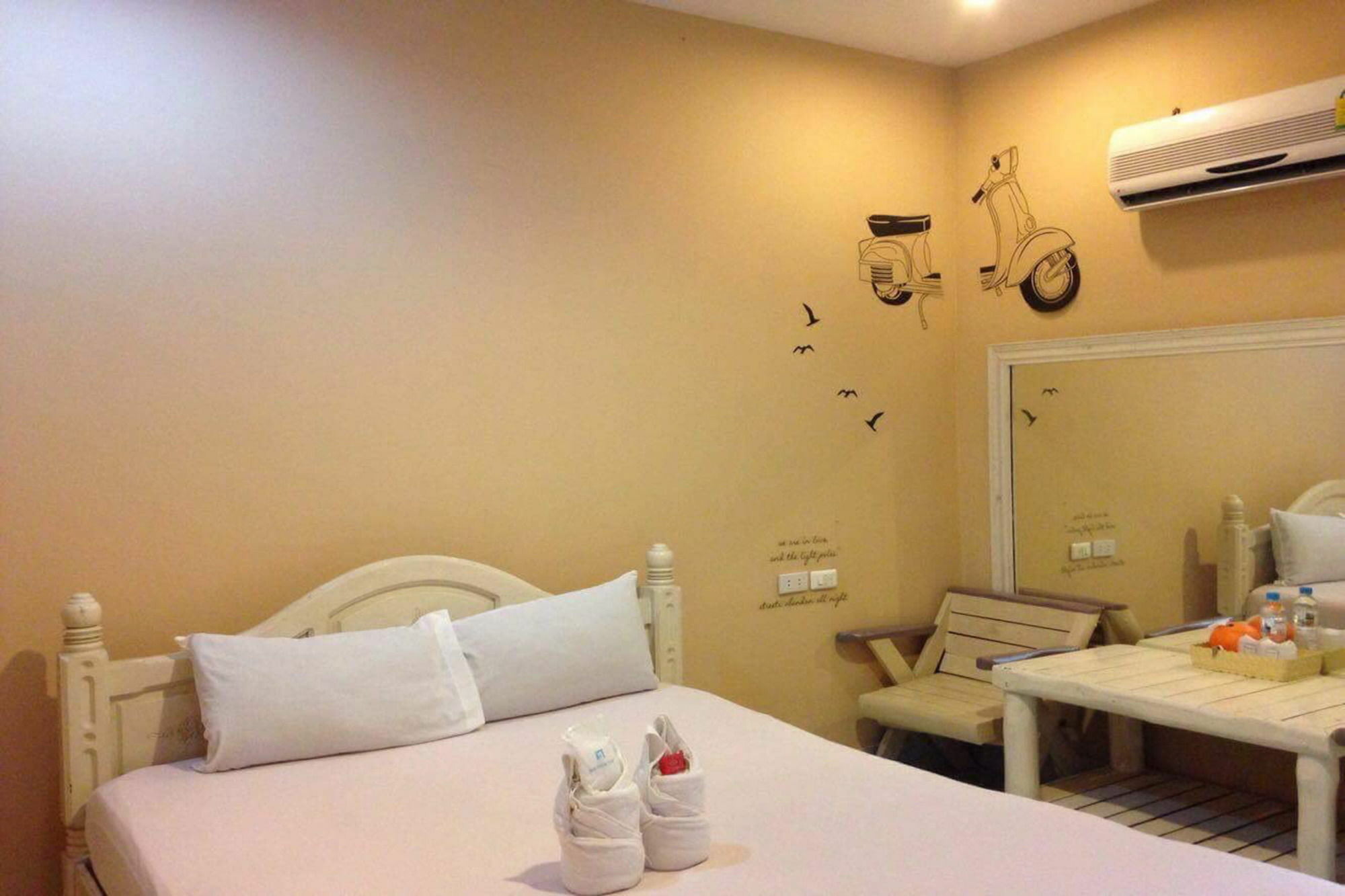 Chang Hotel Чиангмай Екстериор снимка