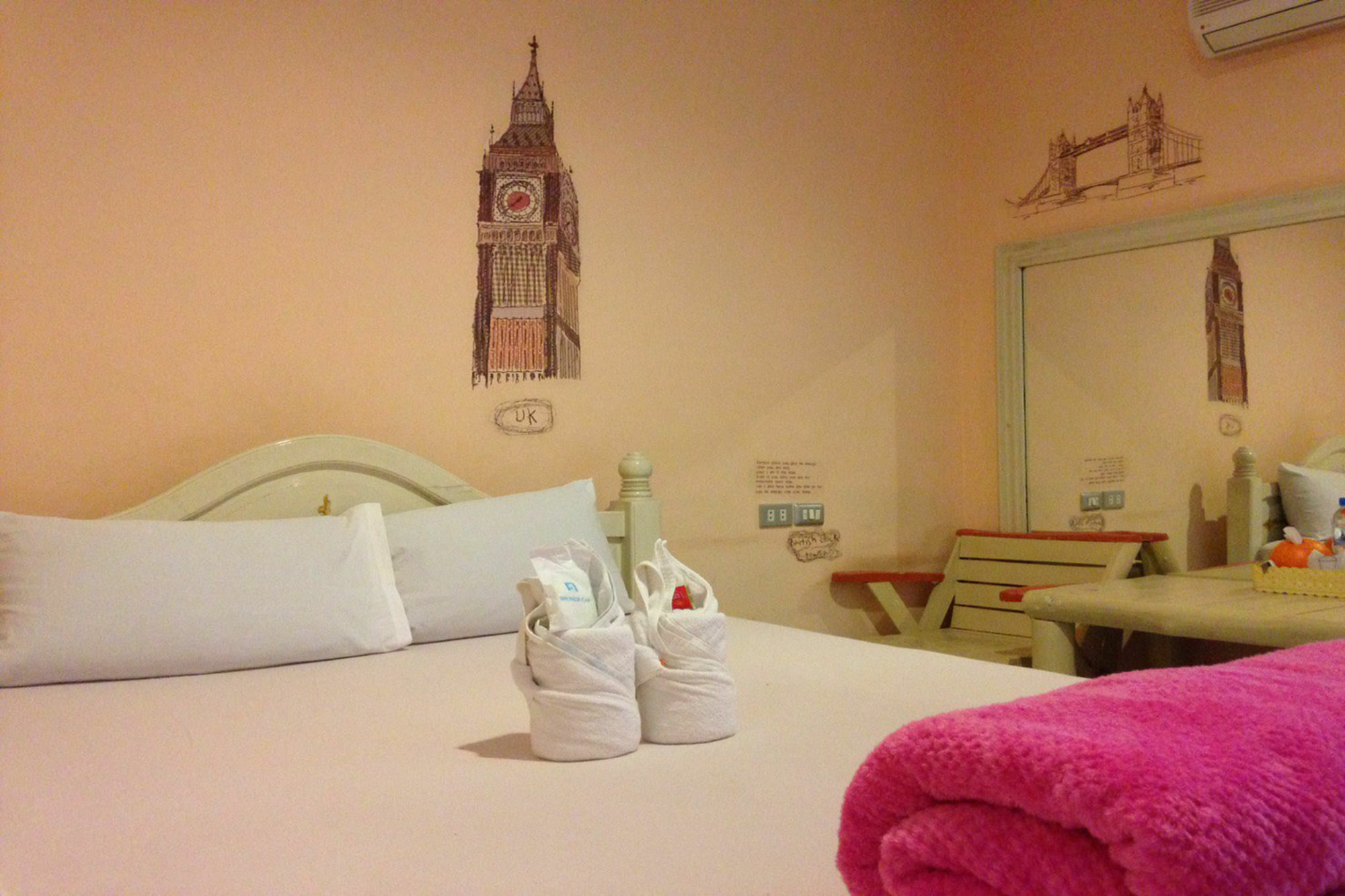 Chang Hotel Чиангмай Екстериор снимка